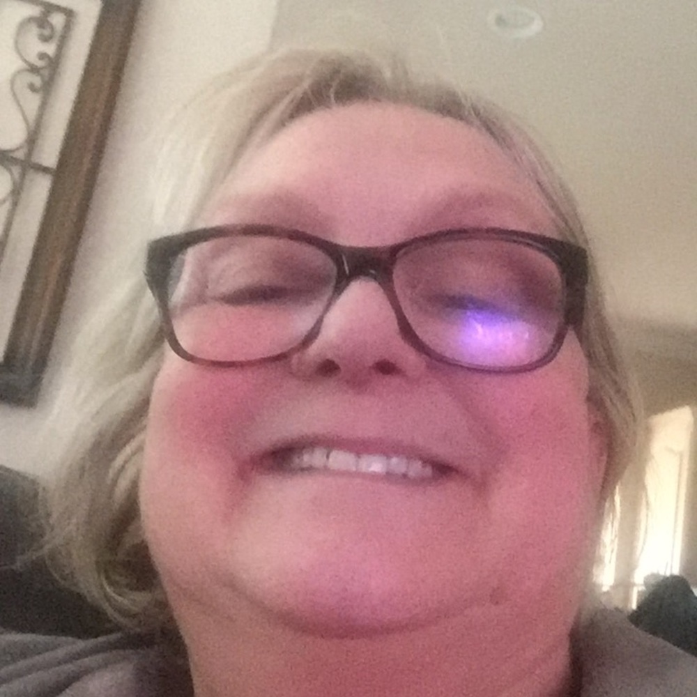 Meet your Posher, Brenda